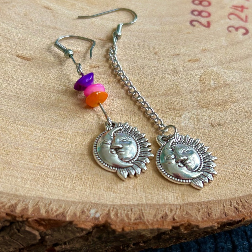 Bohemian Celestial Sun & Moon Polished Faux Rocks Colorful Drop Earrings - Picture 3 of 4